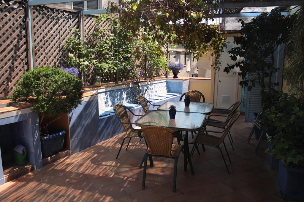 Dimora Dei Giganti Bed & Breakfast Napoli Dış mekan fotoğraf